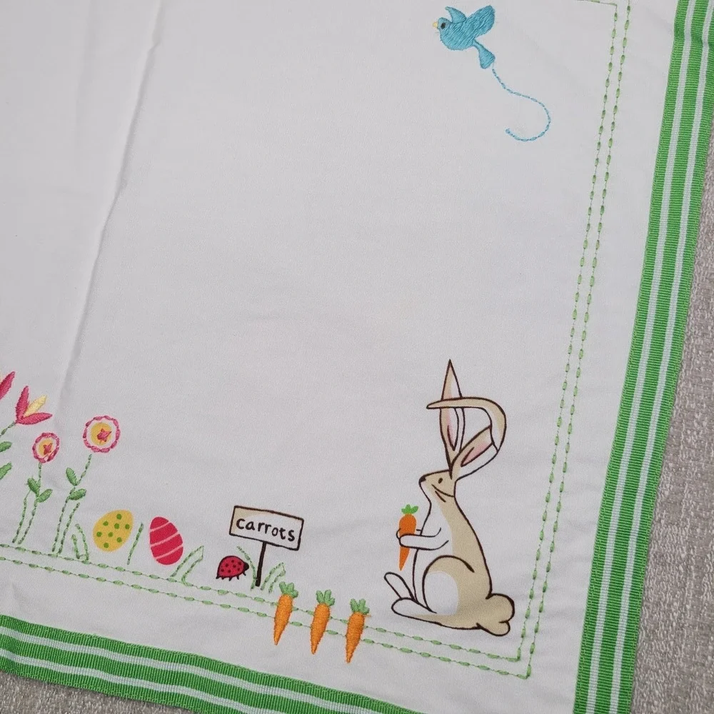 Williams Sonoma 2 Easter Garden Napkins & 1 Placemat Carrot‎ Bunny Embroidered